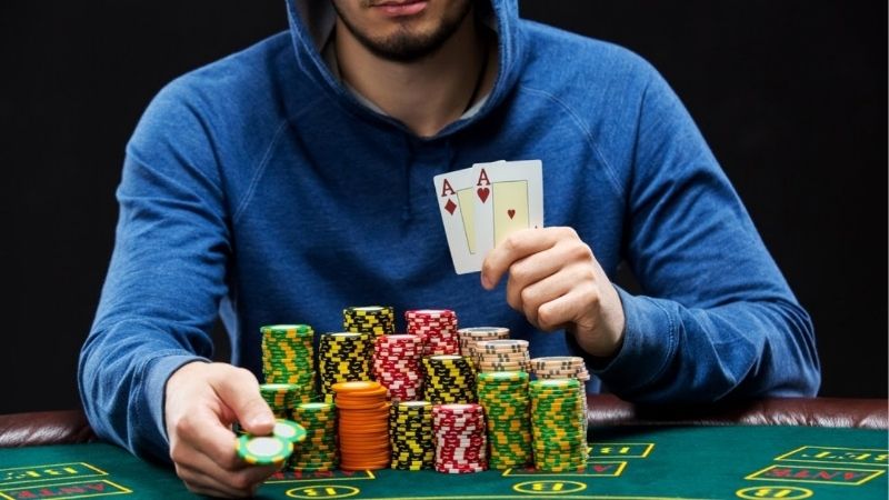 Chiến Lược và Tâm Lý Trong Chơi Poker